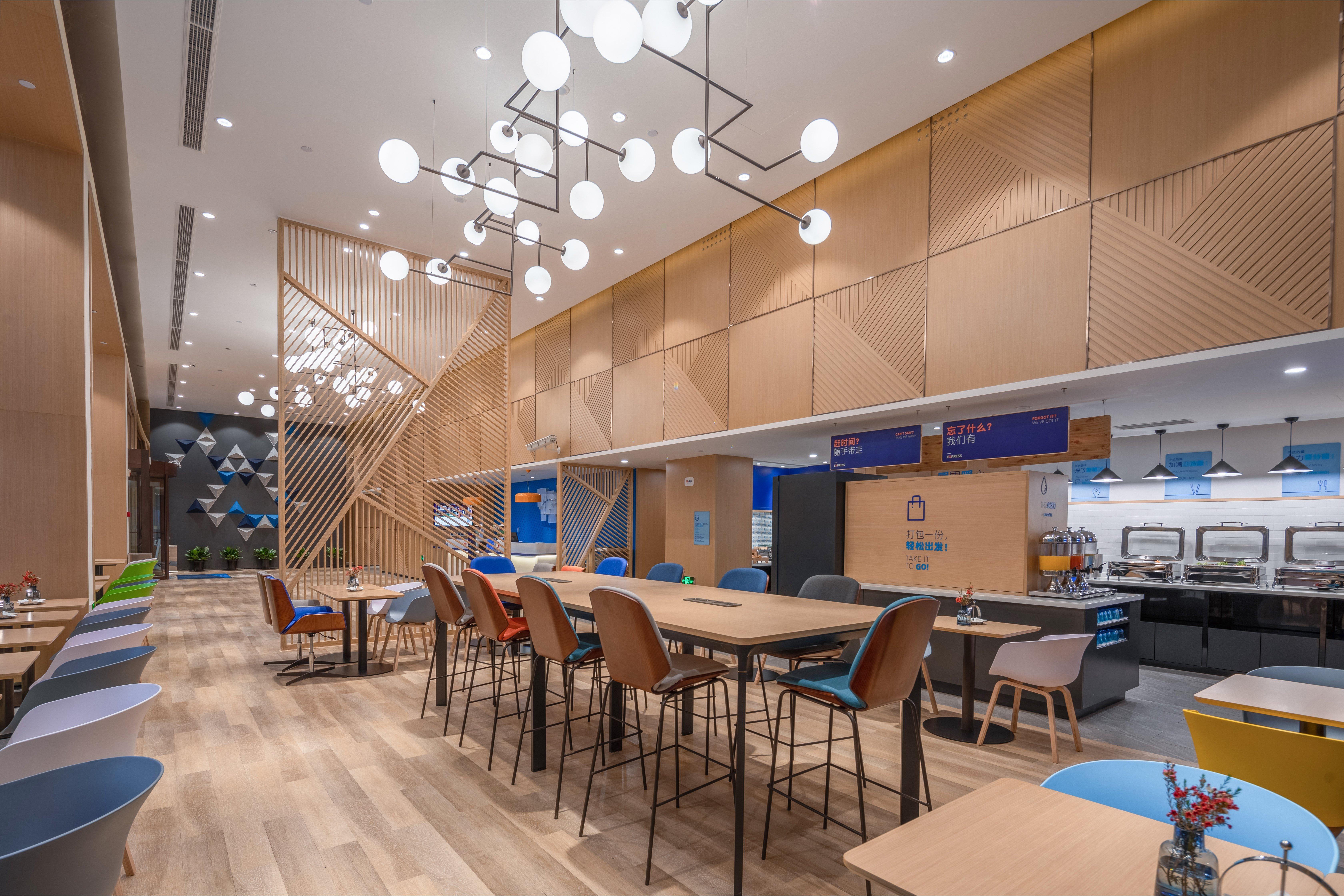 Holiday Inn Express Ningbo City Center By Ihg Екстер'єр фото