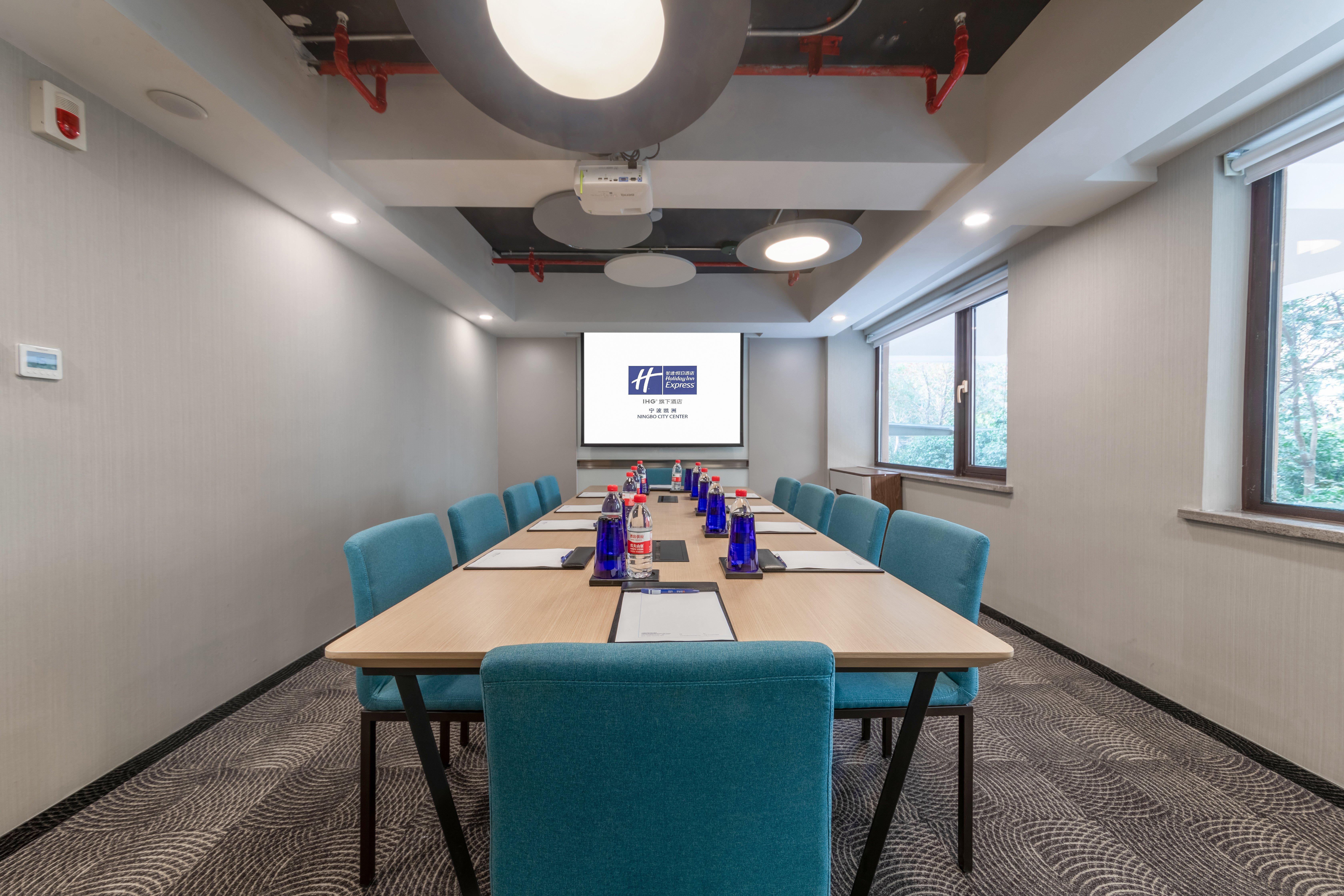 Holiday Inn Express Ningbo City Center By Ihg Екстер'єр фото