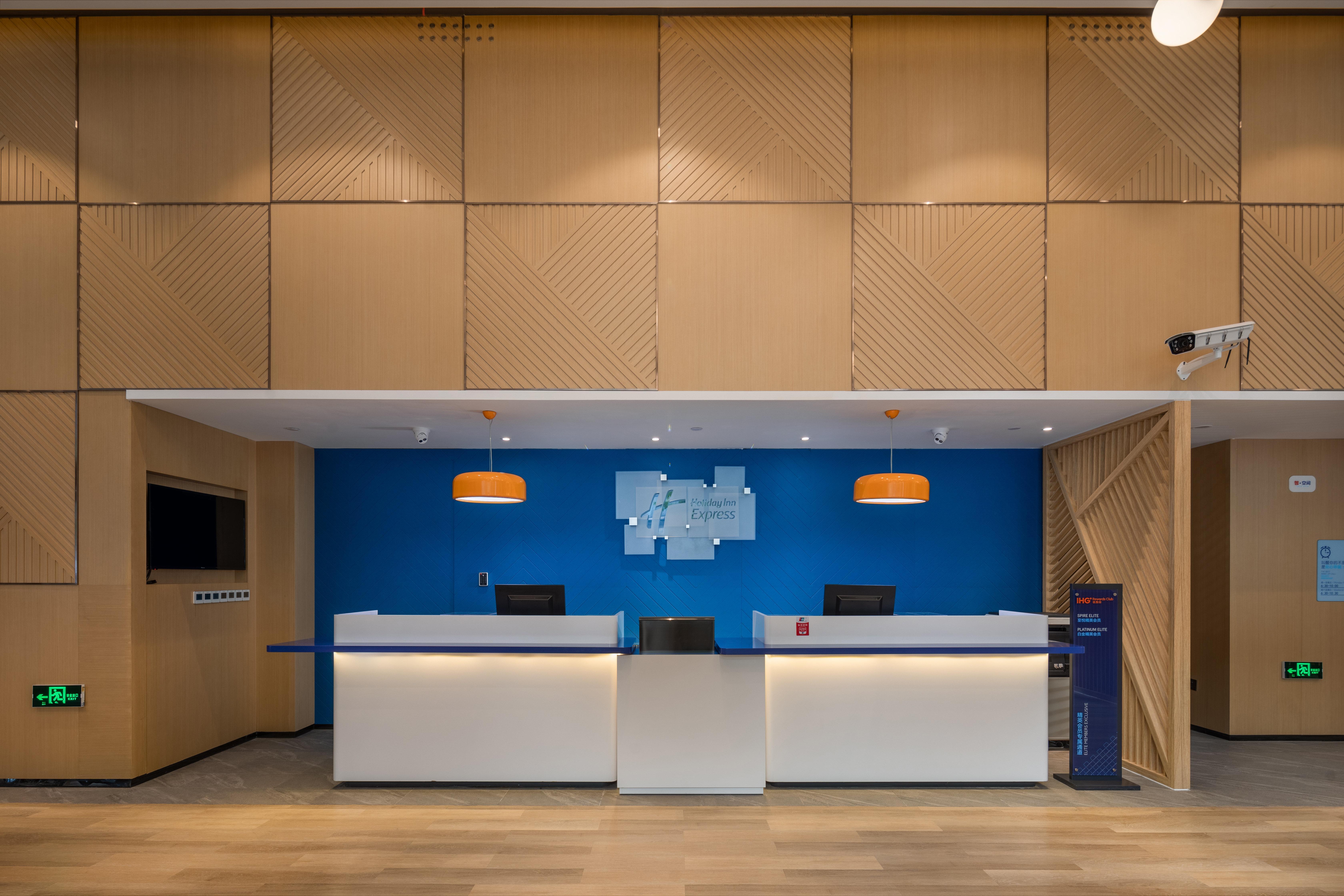 Holiday Inn Express Ningbo City Center By Ihg Екстер'єр фото