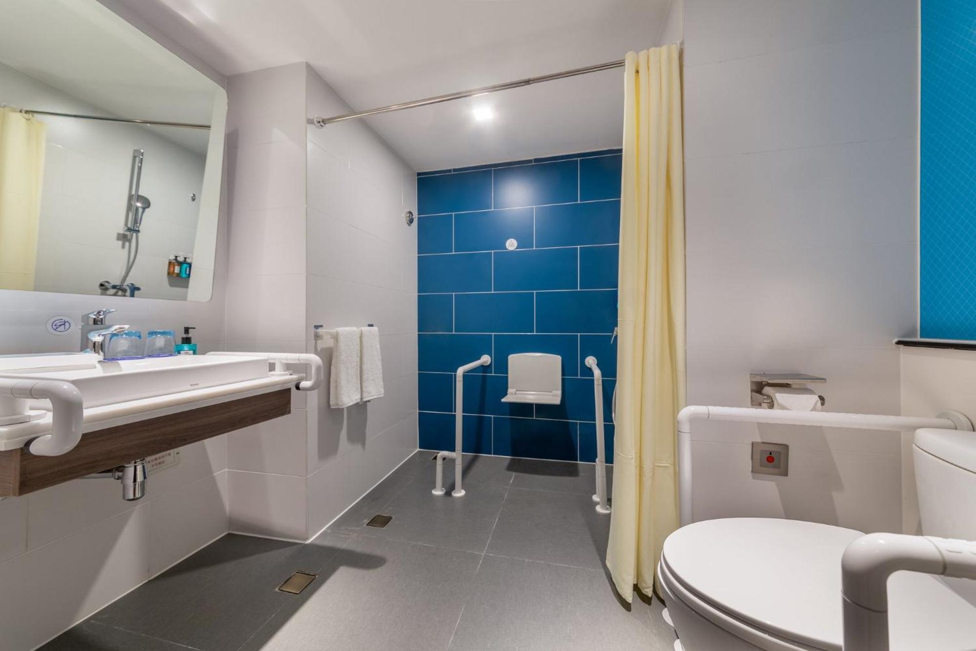 Holiday Inn Express Ningbo City Center By Ihg Екстер'єр фото