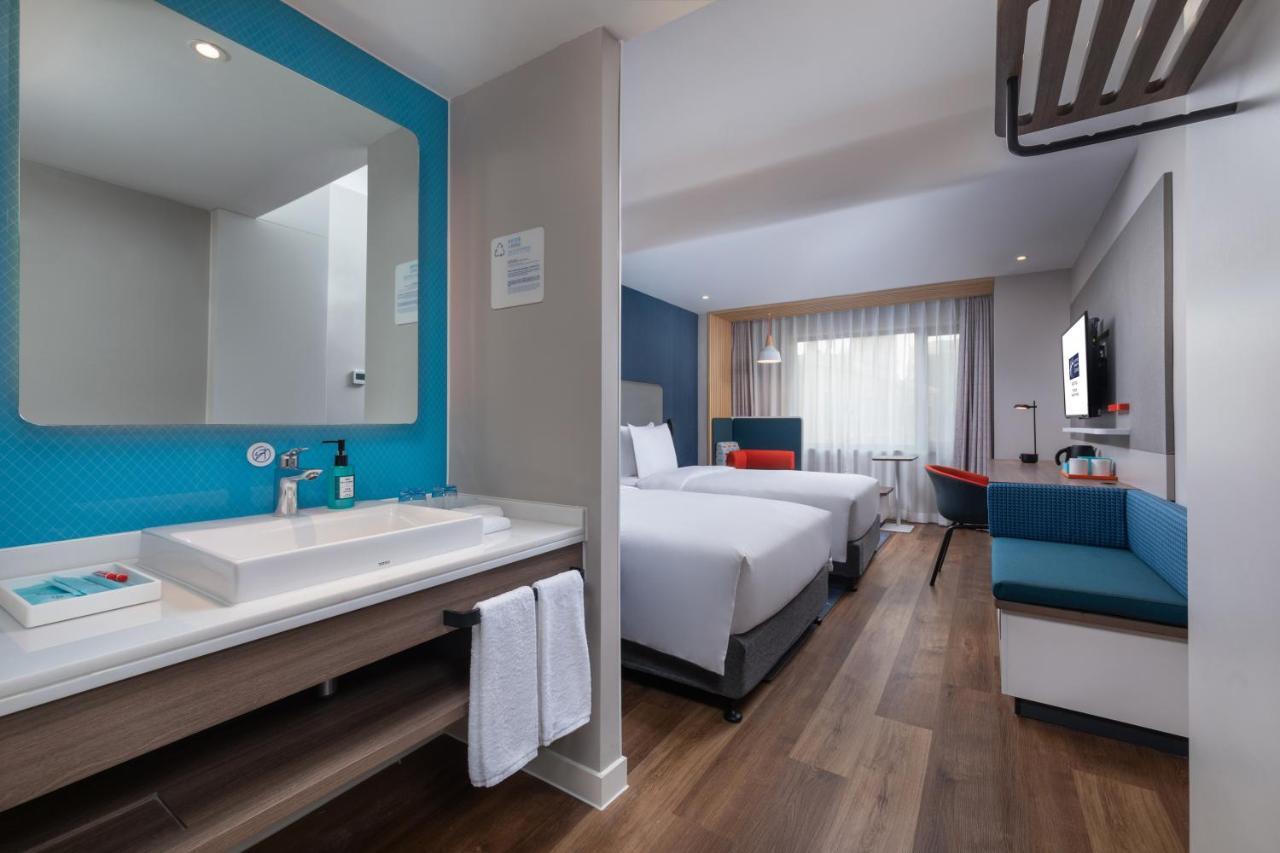Holiday Inn Express Ningbo City Center By Ihg Екстер'єр фото
